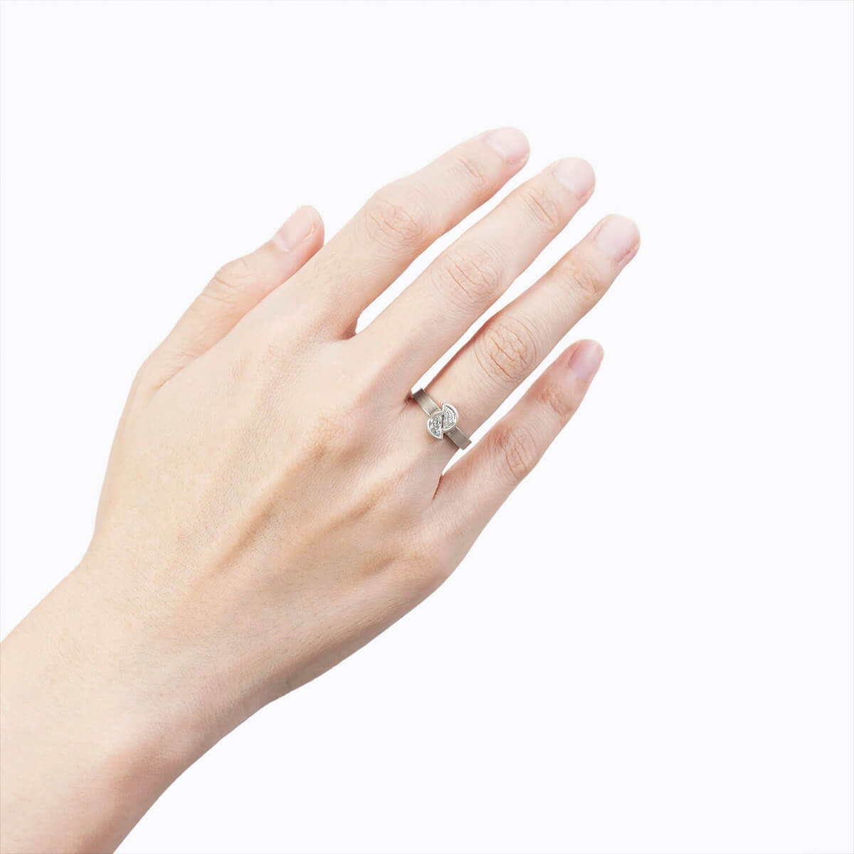 Align Half Round Diamond Ring 02