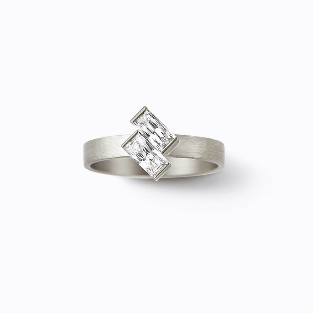Align Rectangle Diamond Ring 02