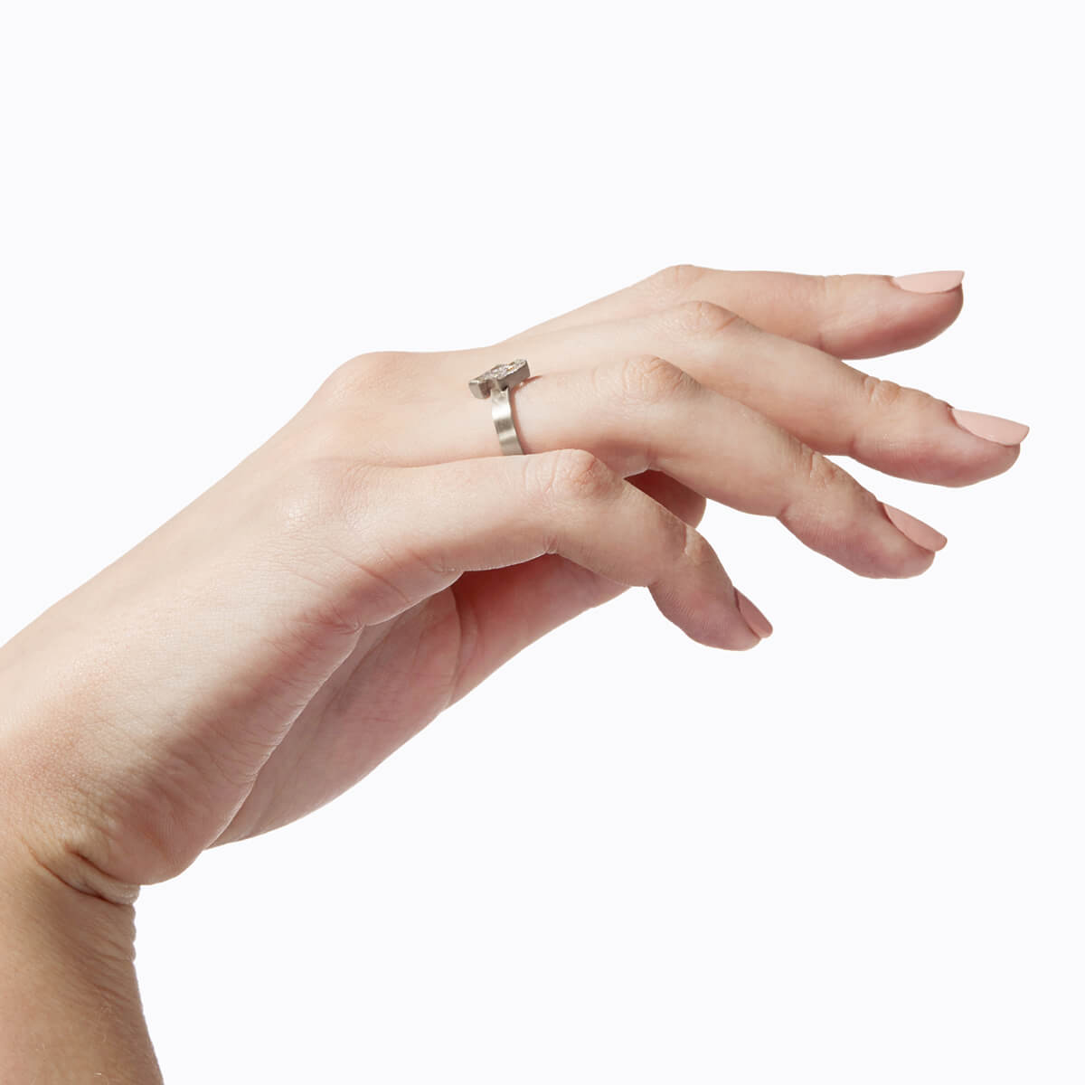 Align Rectangle Diamond Ring 02