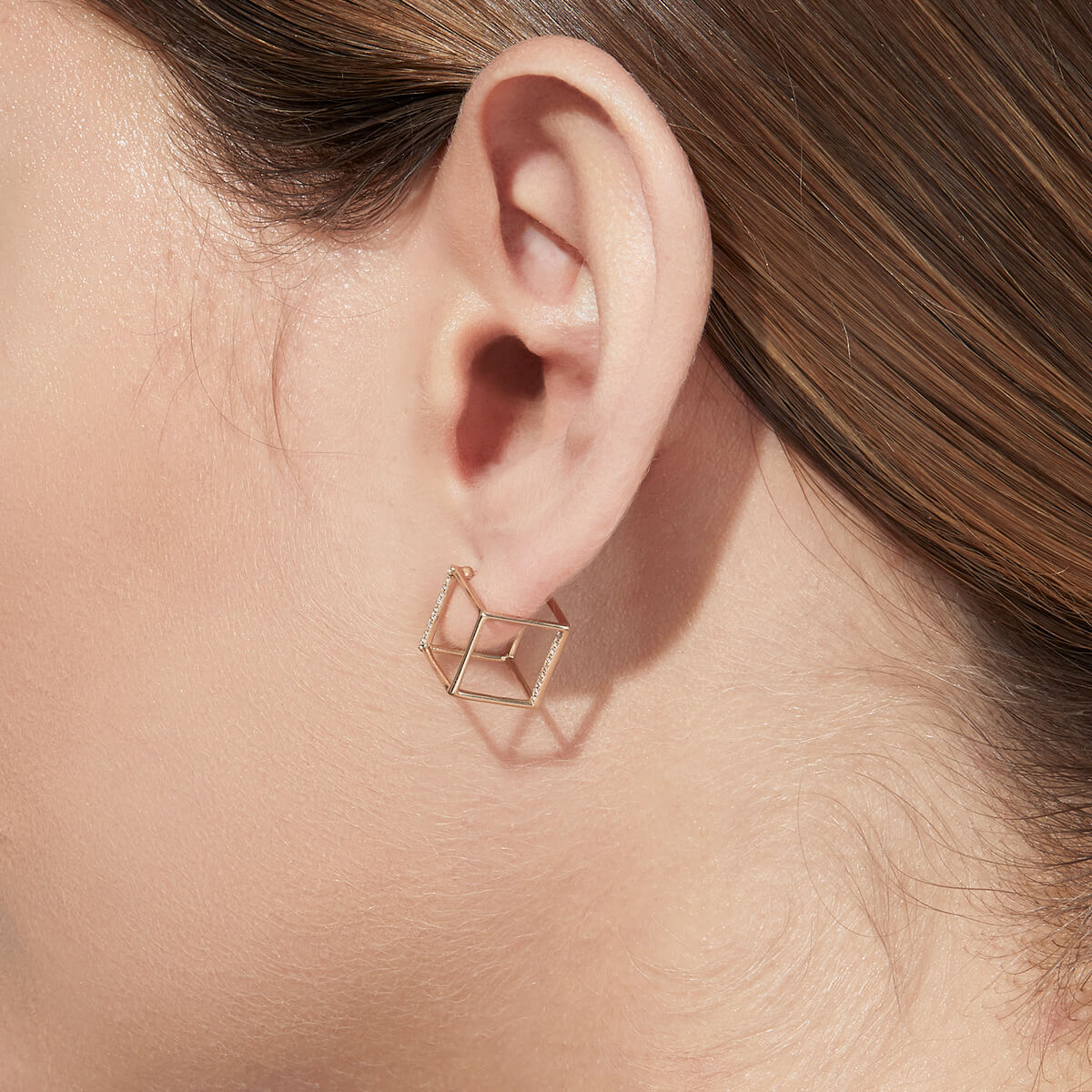 Diamond Square Pierce 10 (01)