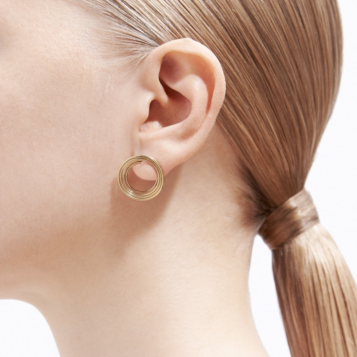 Flat Hoop Pierce 01