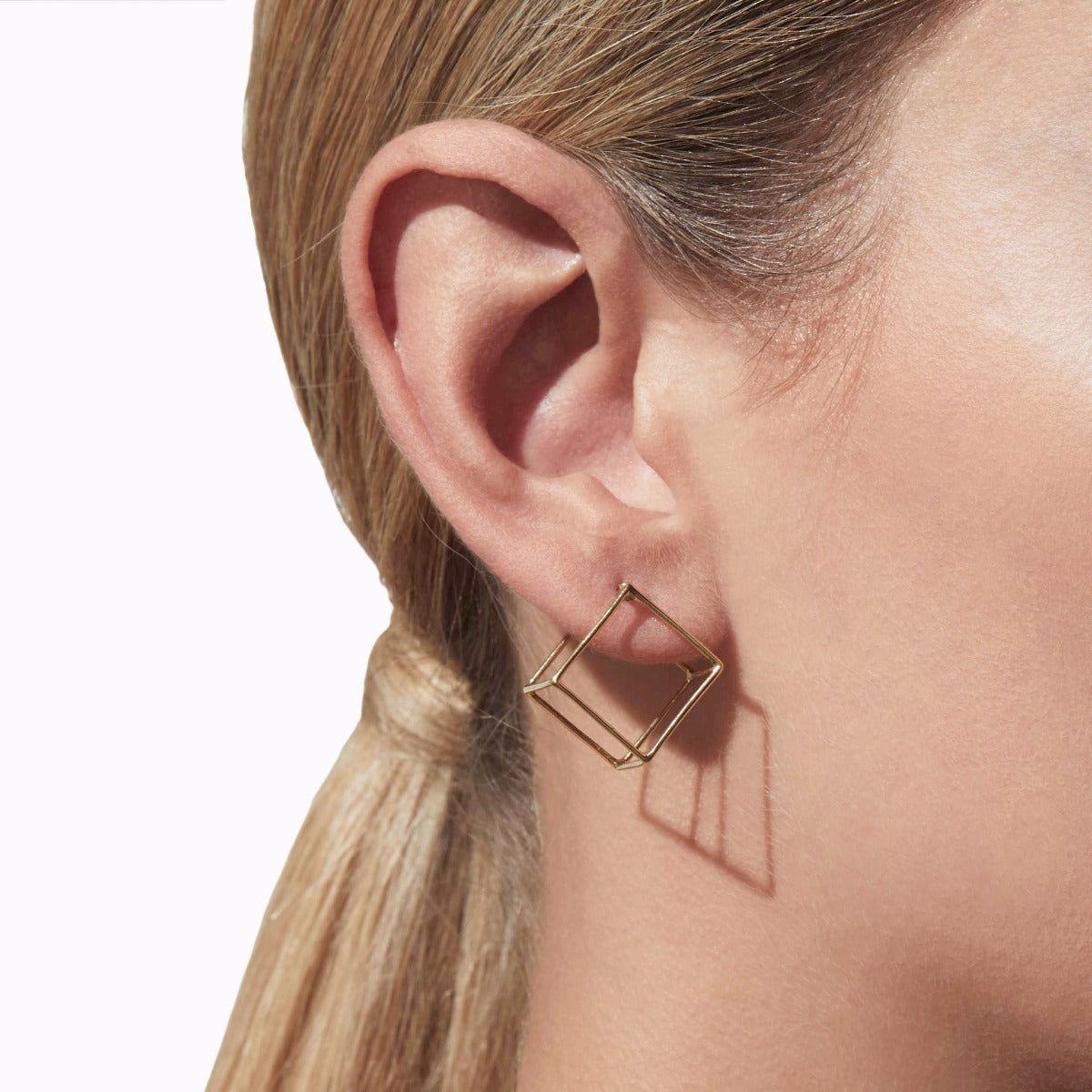 Square Pierce 15