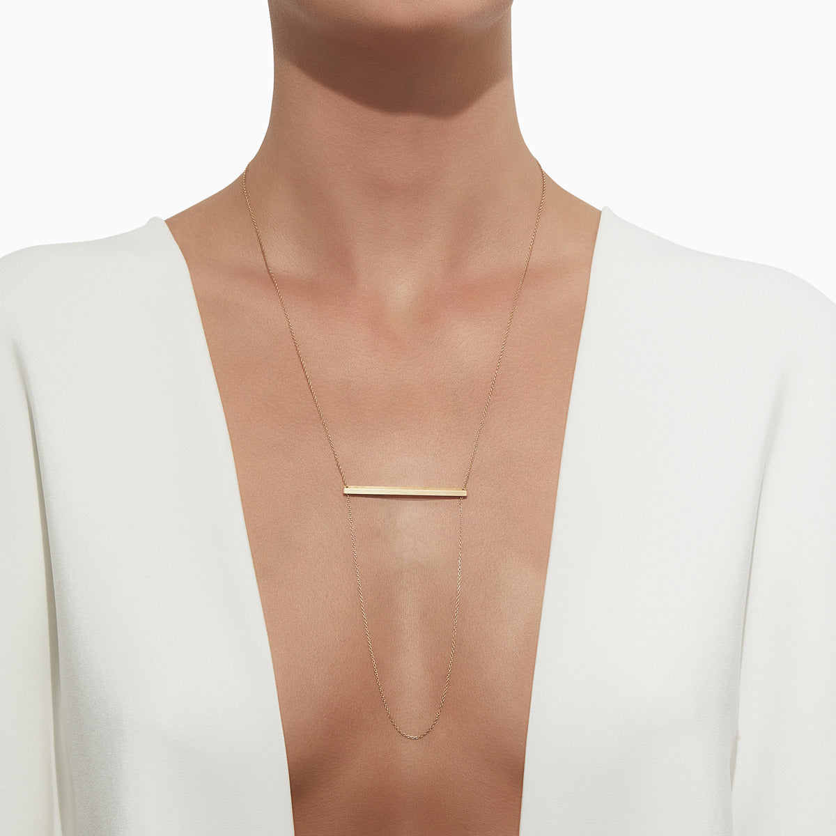 Bar Necklace 01