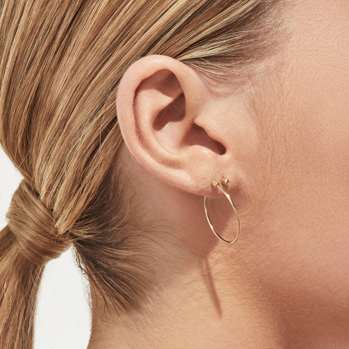 Twist Round Earring 03