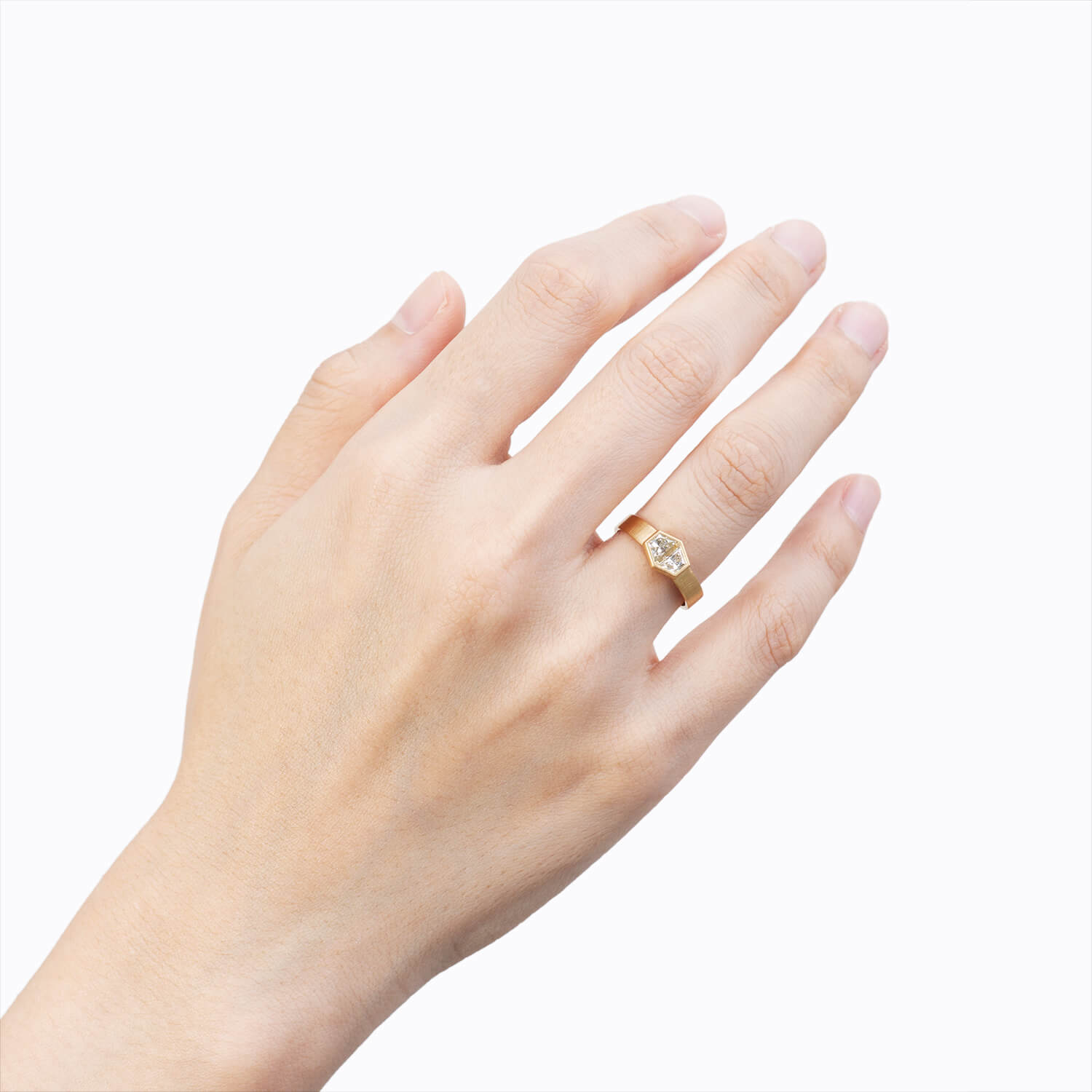 Trapezoid Ring