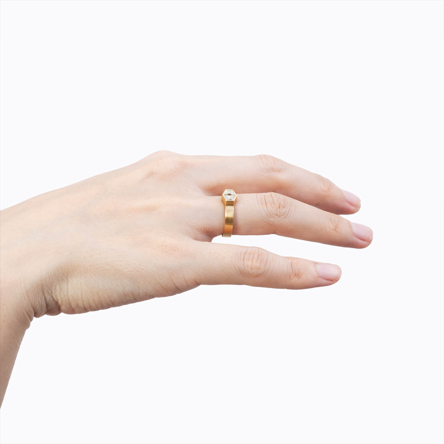 Trapezoid Ring