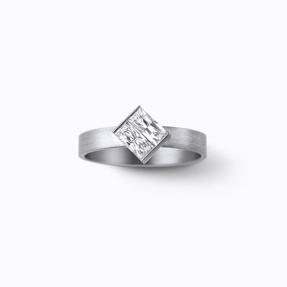 Align Rectangle Diamond Ring 01