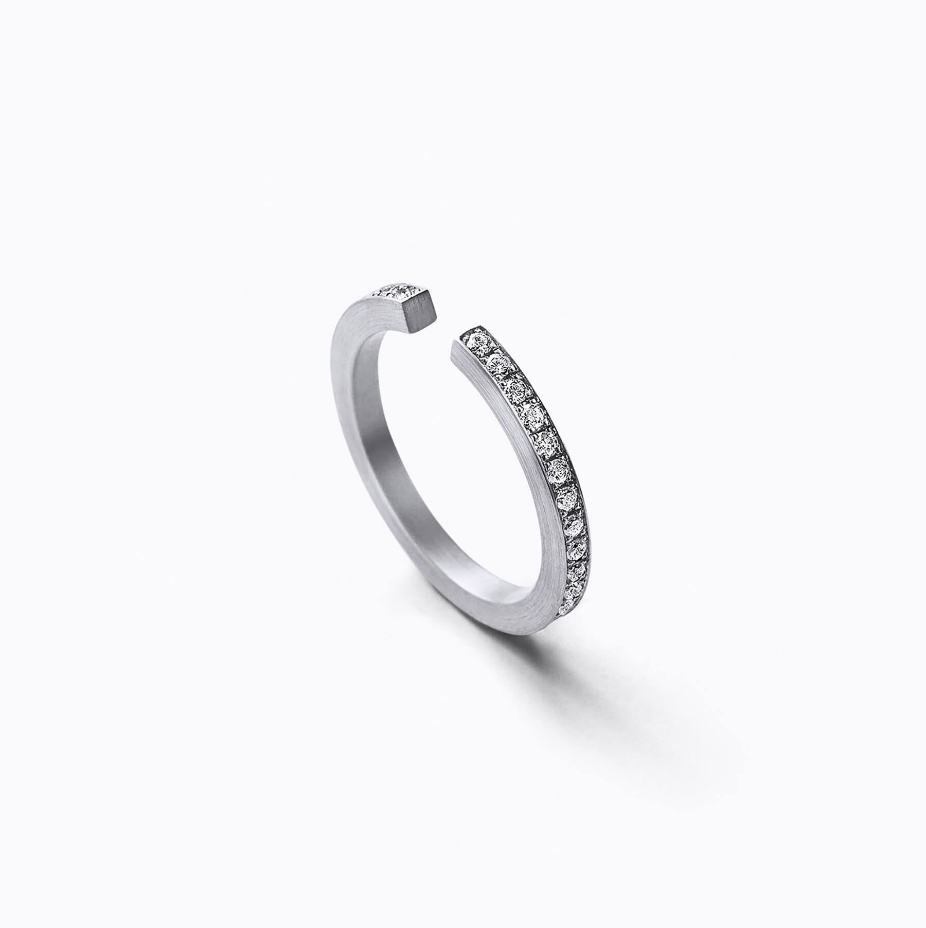 Diamond Bond Ring 05